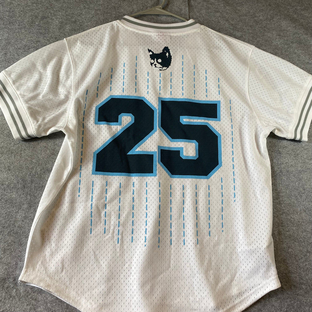 CFG MITCHELL & NESS JERSEY SIZE L & XL