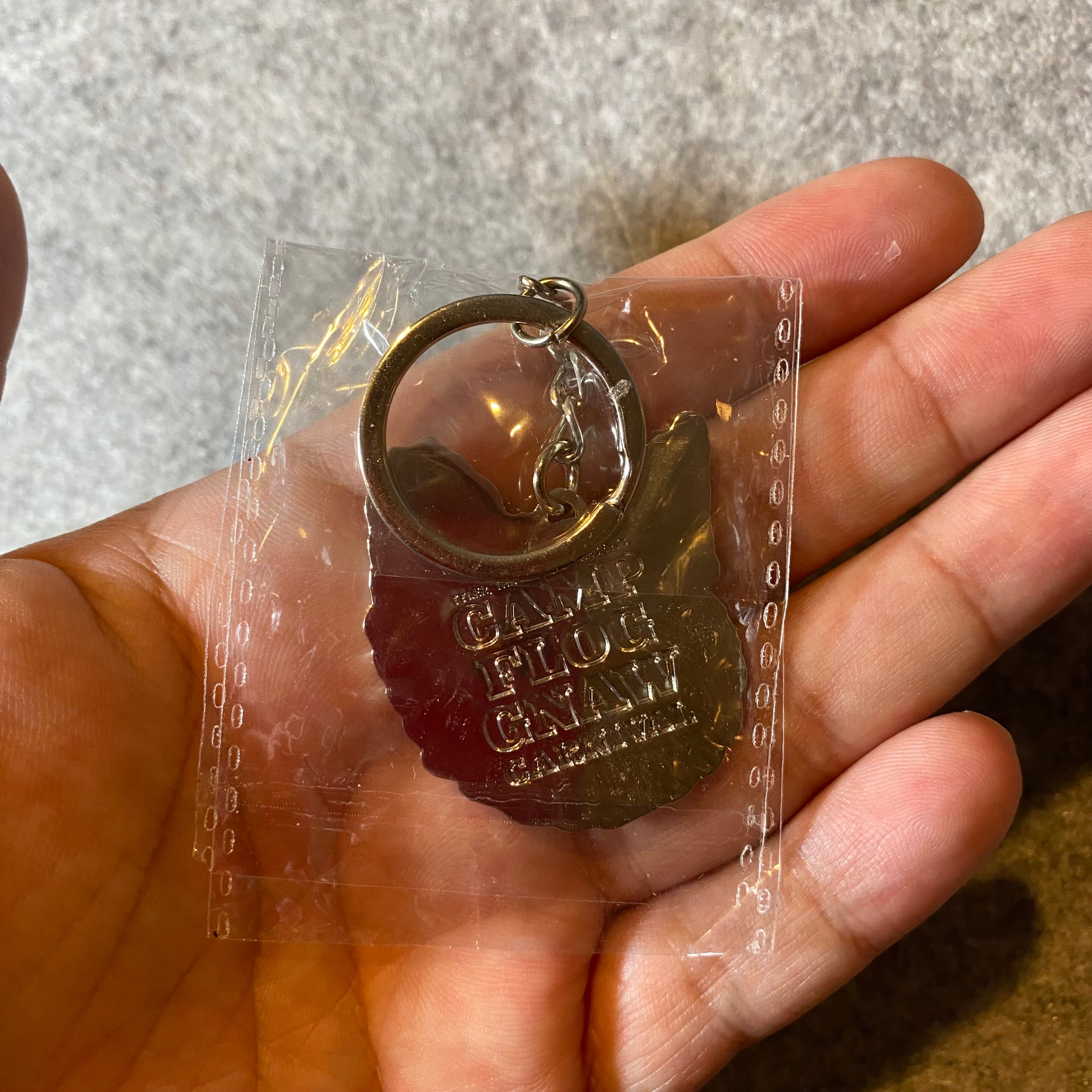 KILL CAT METAL KEYCHAIN