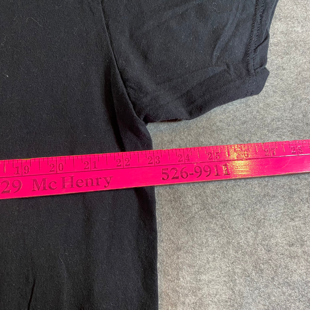 ONE PIECE T SHIRT SIZE XL