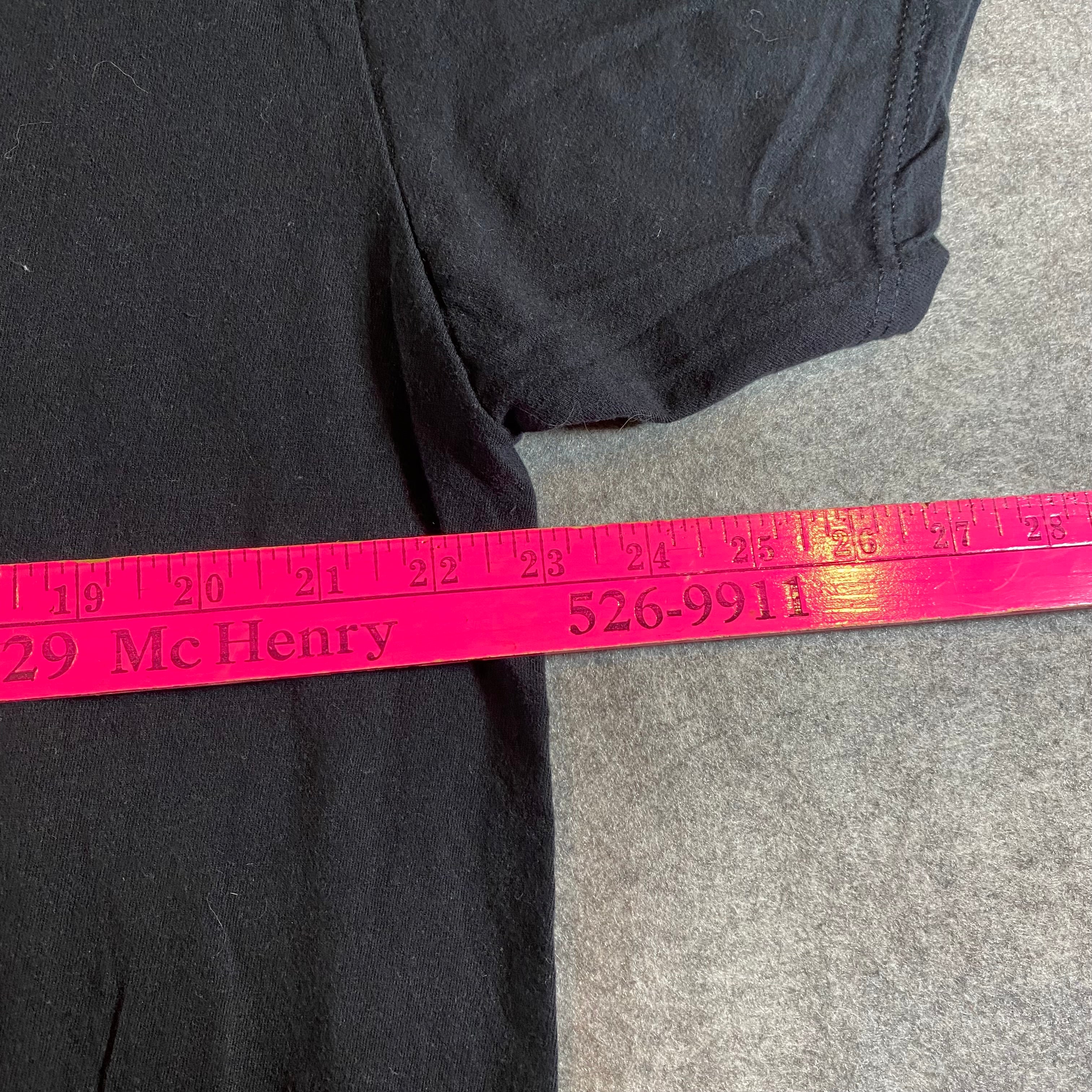ONE PIECE T SHIRT SIZE XL